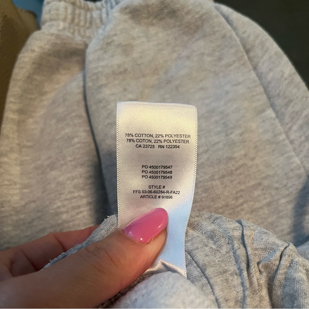 Tna XXS Aritzia Cozy Sweatfleece Mega Fit Jogger in Grey Size 2XS XXS - Picture 12 of 16
